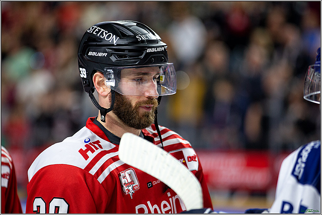 PENNY DEL; Koelner Haie- Straubing Tigers; Koeln, 09.10.2022
